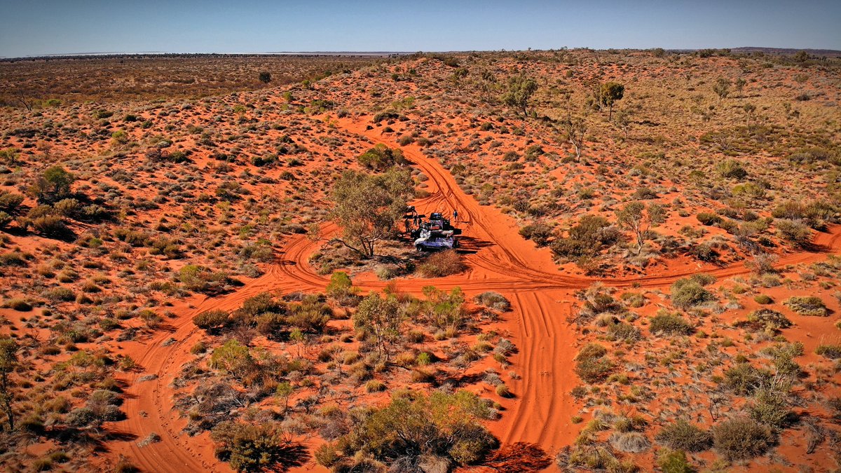 drivenfar_com's tweet photo. Wielka Australia i mała ekipa DF, która przecięła kilka pustyń aby dostać się z Perth do Darwin. Przypomnimy co się działo w 2019... https://t.co/OioJuDo7cs