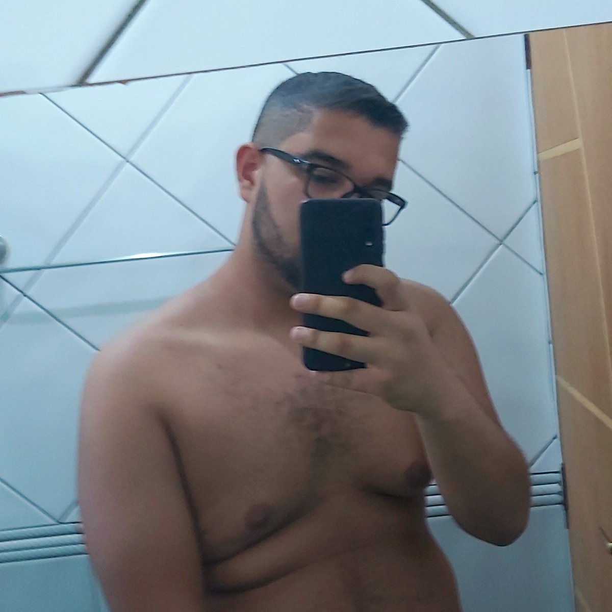 Puteria15's tweet photo. #NewProfilePic https://t.co/gOVBPBI6Hy