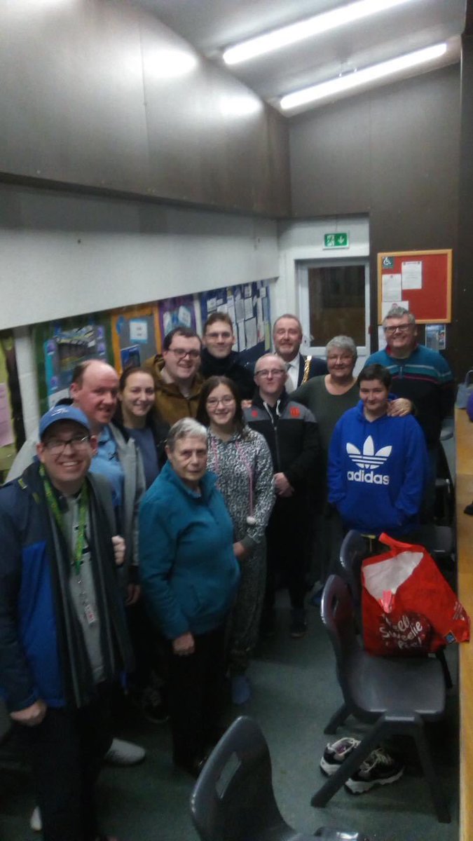 💚Fortnightly members update💚
We are pleased to say everyone continues to be safe and well, and we are enjoying our regular 2-weekly check-ups with everyone 😀 
Please keep in touch with us by phone, email and social media 👍🏼 
Stay safe 🌈
From all the Aquarius Committee 🏊🏼‍♀️🏊🏼🏊‍♂️