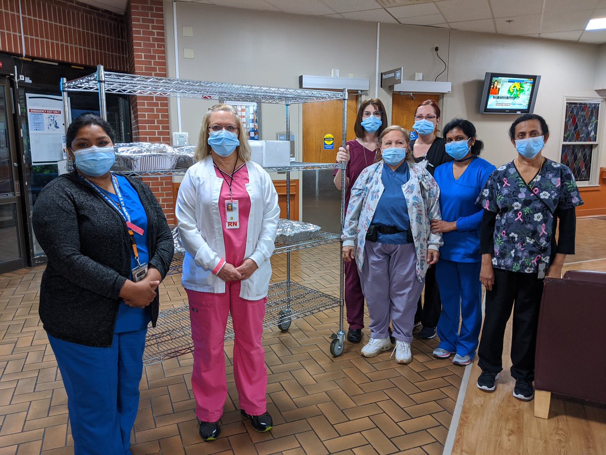 VANorthTexas's tweet photo. .@atmosenergy and @crazybrotherz partnered to provide breakfast for our staff at the VA Dallas Medical Center Community Living Center. #Dallas #DallasVAMC #VANTX #ThankYou #Community https://t.co/oppmHX3V3L