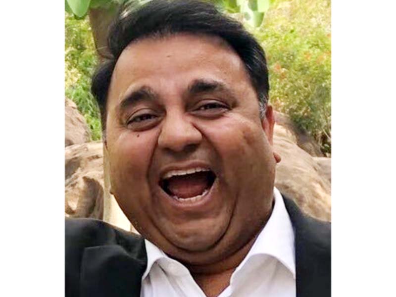 WizKhan101's tweet photo. He got 3M followers. It tells you so much about ''followers''.
#Dabbo
#Faado https://t.co/TAjuYMA6bH