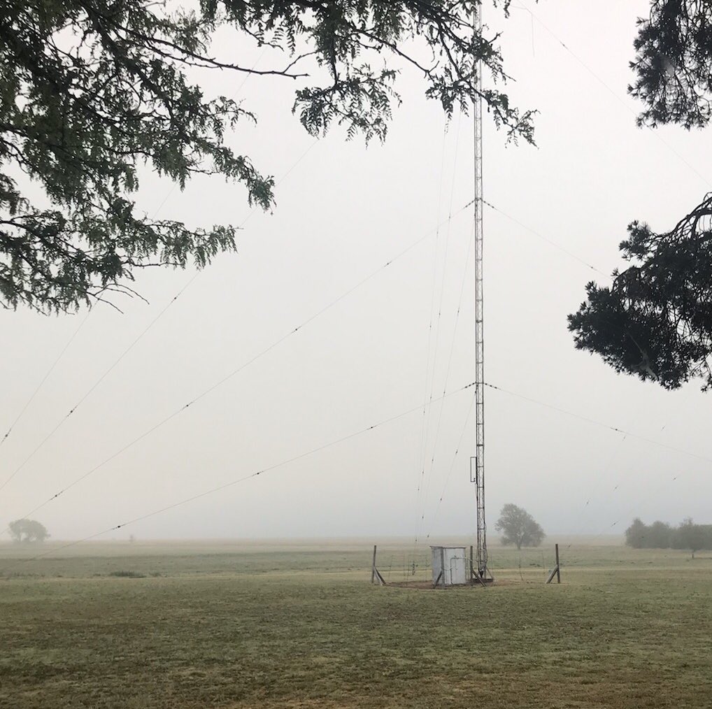 1470Kdhn's tweet photo. Foggy morning #agriplexreport #listenlive #kdhnradio.com https://t.co/x4ij8cIMm9