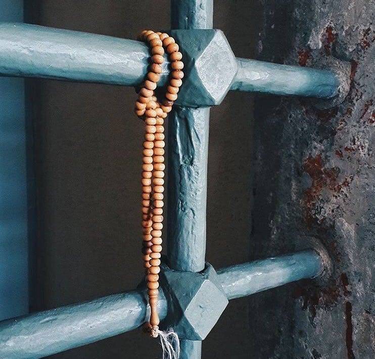 ..

_______// Gönül,

Dünya’yı sevmekten ölür.

Mâlik bin Dinar (k.s)