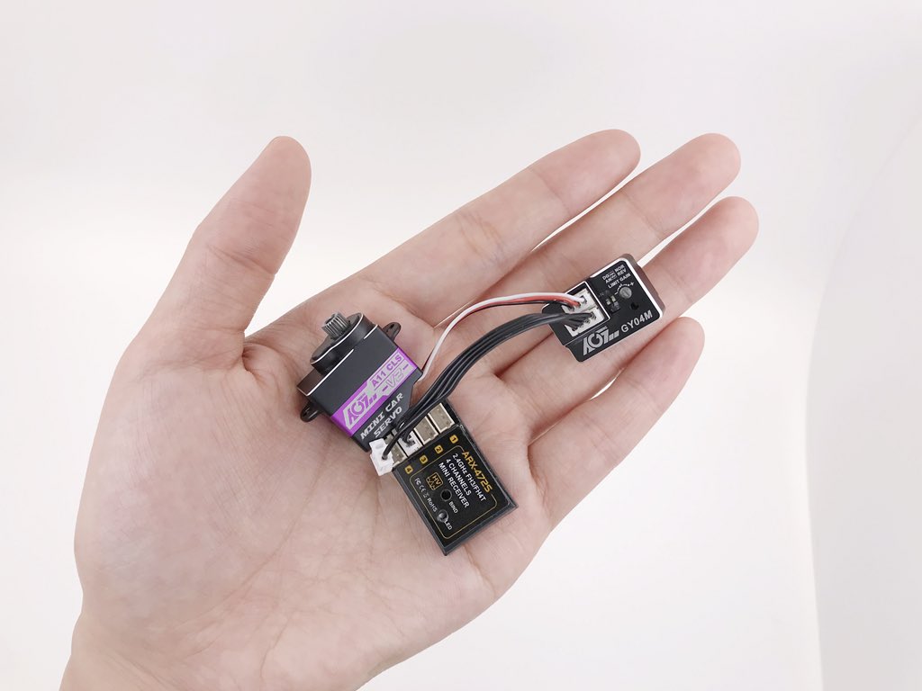 AnnyAgf's tweet image. Mini Servo A11CLS + Mini Gyro GY04M + Mini Receiver ARX-472S are ready, perfect for Mini RC Drift Car #minicar #rccar #rcservo #receiver #gyro #dragrace #miniz #racecar