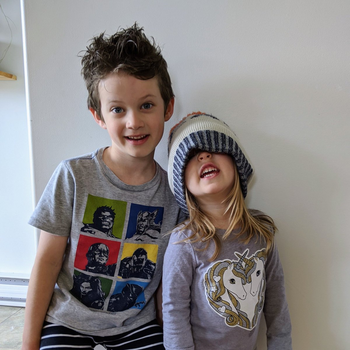 MrsSteele6's tweet photo. It's silly hat/hair day @ElizabethParkEl 
It's easy to have crazy hair when we haven't had haircuts in a while!! https://t.co/iME35bFlRH