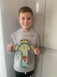 UptonWestleasch's tweet photo. Some wonderful El Salvador Crosses from Year 3, including the things that are important to them. #WestleaRE #WestleaHazelY3 #WestleaHomeLearning https://t.co/QCZbLpxfwr