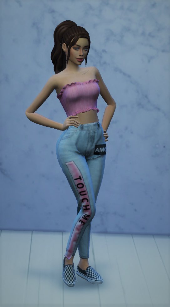 LSDLidia's tweet image. Aqui os dejo unas fotito de Daisha. ☺️
La podeis encontrar en mi galería de los sims 4: LidiaCDV. 
#Sims4