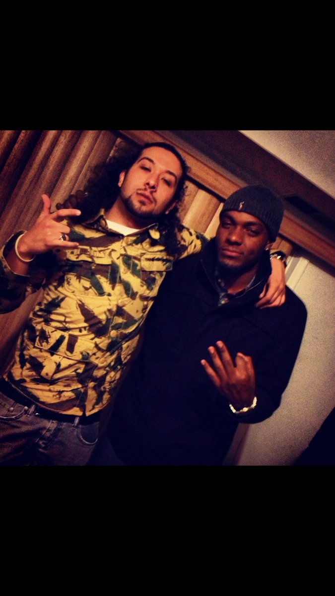 Arab_Papi's tweet photo. I been texting @Legendary_SOS for like 2 mos. Not sure whats going on but tell my nigga I said happy bday and I love’em . Wishing you another year of health and prosperity . Locked in 4Lyfe https://t.co/4GKdPT1NVv