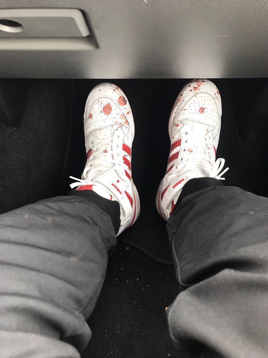 MCaveman123's tweet image. @BrendanSchaub #ThiccBoyyBikeClub #NYChapter #EastCoastDivison got the #UFC #DayAfterAFightLook. Hit on my bike ridin doing deliveries. Can’t do them now for a while #ITookIikeAChamp #MyBikeIsDead