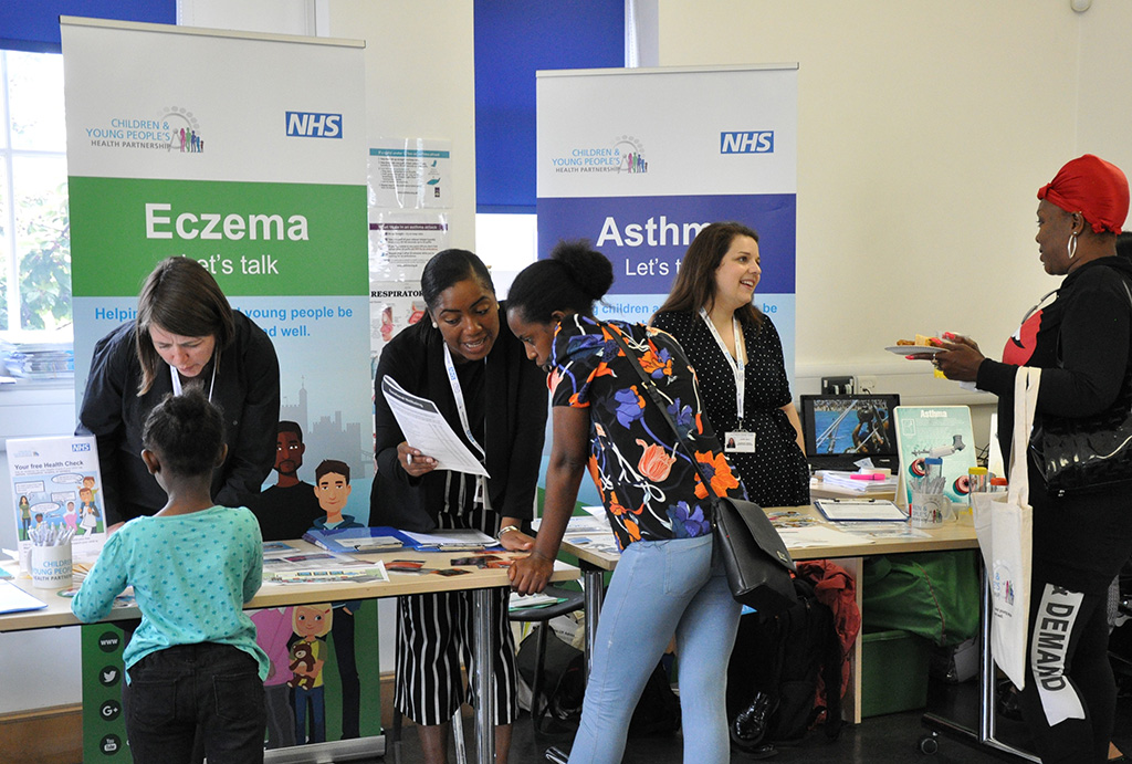 cyphplondon's tweet photo. We are grateful to all of our past and present #CYPHP #nurses!
Working with families across #Lambeth & #Southwark to provide:
๐ Preventative education
๐ฉโโ๏ธ Tailored care
๐จโ๐ฉโ๐งโ๐ง Close to families' homes
#ThankYou
#IND2020 #YearOfTheNurseAndMidwife https://t.co/gsakdwNKbH