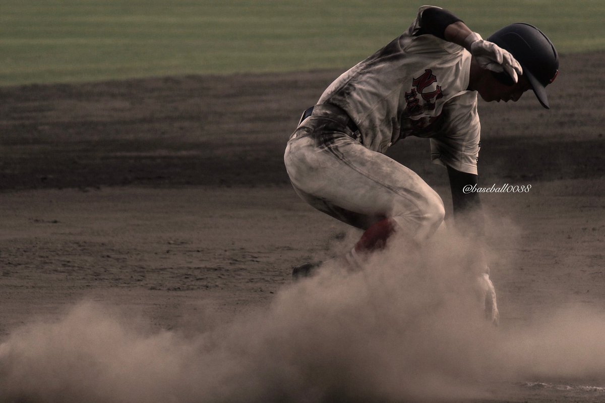 baseball0038's tweet photo. こんな時だからこそ。
球場にたくさんの夢が詰まっている
ことを知っている私たちだからこそ。

野球で繋がっている全ての方々で
ささやかながら現役球児の皆さんの
心の支えになれるようなお言葉添えを
繋ぎませんか？

#コロナに負けるな
#夢ある球児に幸あれ https://t.co/F1IfOcqvlf