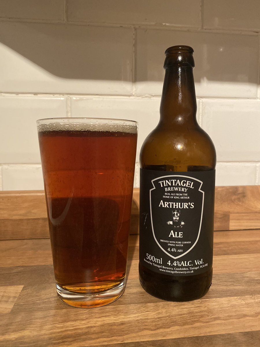 I picked up this bottle of Arthurs Ale from Tintagel Brewery when I visited Cornwall a good while back and it’s just been sat in one of my cupboards. Now seems like as good a time as any to give it a whirl.