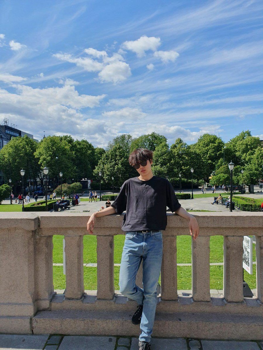 BiSusS101's tweet photo. °•^°•
I’ve lost in your city,
find me and
guide to my feelings
•°^•°
#monbebeselcaday
#MXMB
@OfficialMonstaX https://t.co/YS4MkrP1sq