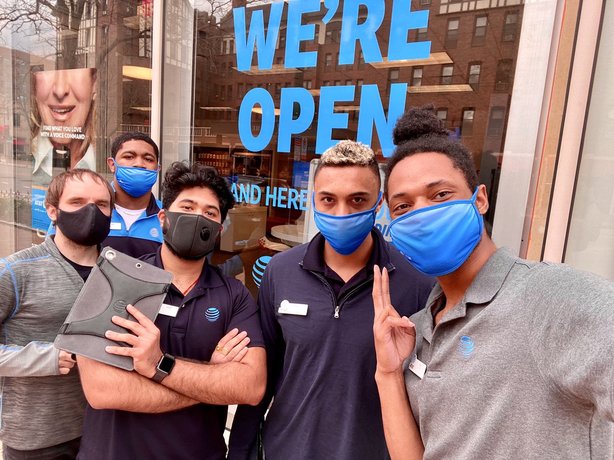 We are back at it, ready to go! 

If you’re in the #Evanston area, your local friendly experts are back, and ready for you! #NowOpen! 

<a href="/SUDESH_GLM/">Sudesh Joshi</a> <a href="/ATT_JorgeC/">Jorge Carranza</a> <a href="/TeganK15/">Tegan K.</a> <a href="/TYLER_GLM/">Tyler 🇭🇹</a> <a href="/scubasteve2324/">Steve Kulis</a> <a href="/b_rothblott/">Bill Rothblott</a> #WeAreGLM