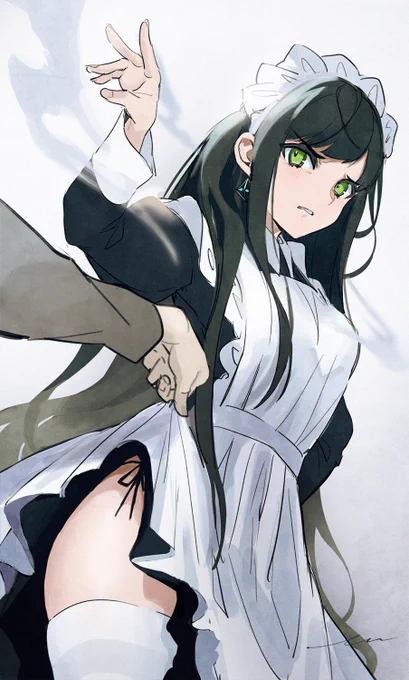 ご主人様?可愛いメイドにタバコを吹きかけるのはやめてくださいます? 
