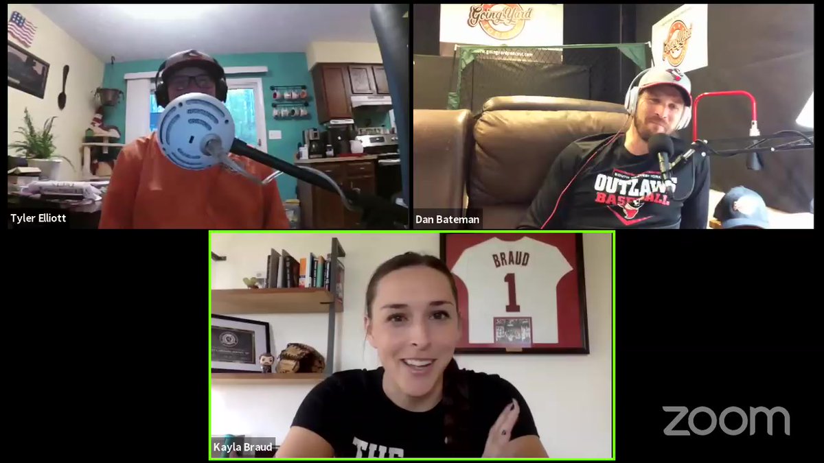 GYPodcast's tweet image. GYP Softball: Kayla Braud

@KaylaBraud1 joined us for Episode 55. Download it at goingyardpodcast.com to listen to it on #iTunes #SoundCloud #Spotify #Stitcher #GooglePodcasts #Podbean and #YouTube

#Softball #SoftballCoach #AlabamaSB #SoftballPlayer #ESPN #GYPodcast