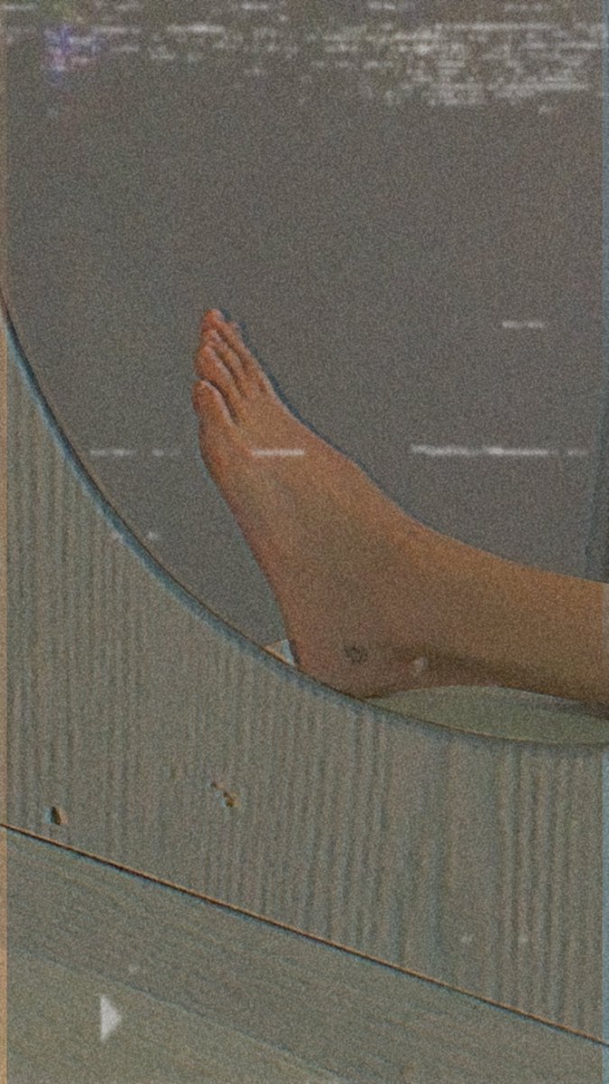 จารุวัฒน์ tweet media