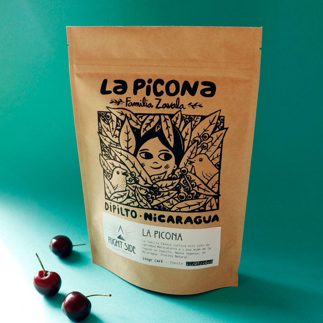 LA PICONA 🇳🇮✨ Pocos seréis los que no reconozcáis el diseño tan característico con el que vestimos a los cafés de la familia Zavala. Si todavía no los habéis probado, pronto descubriréis que son toda una bomba de sabor y complejidad, con una limpieza de aupa. Ya en la web 🤤
