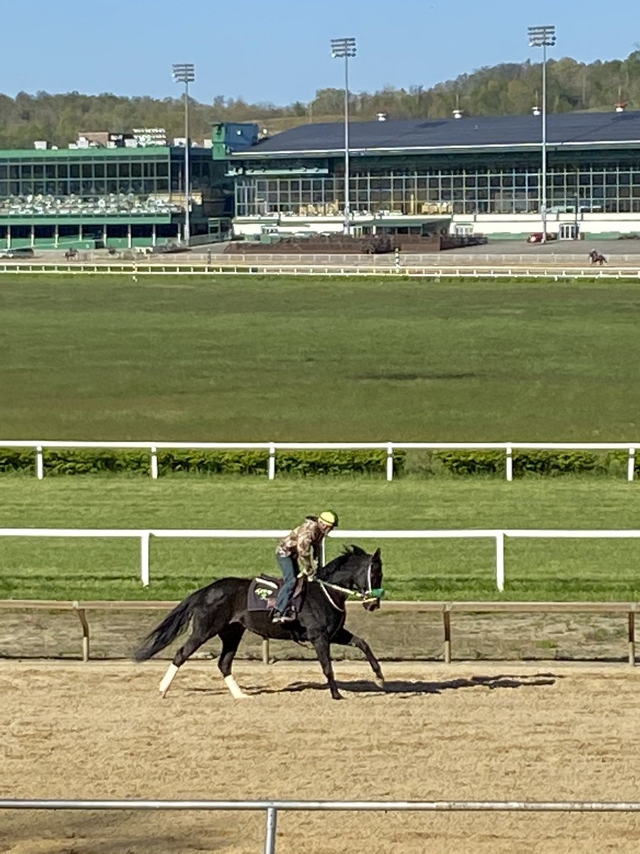 MNTRHorsemen's tweet photo. We are back! @mtrgaming @peterberry57 @nationalhbpa @KyHBPA @IndianaHBPA @PA_HBPA @JerseyTom @coallawyer #wvracing, #themountain https://t.co/a0jEOB9Eyl