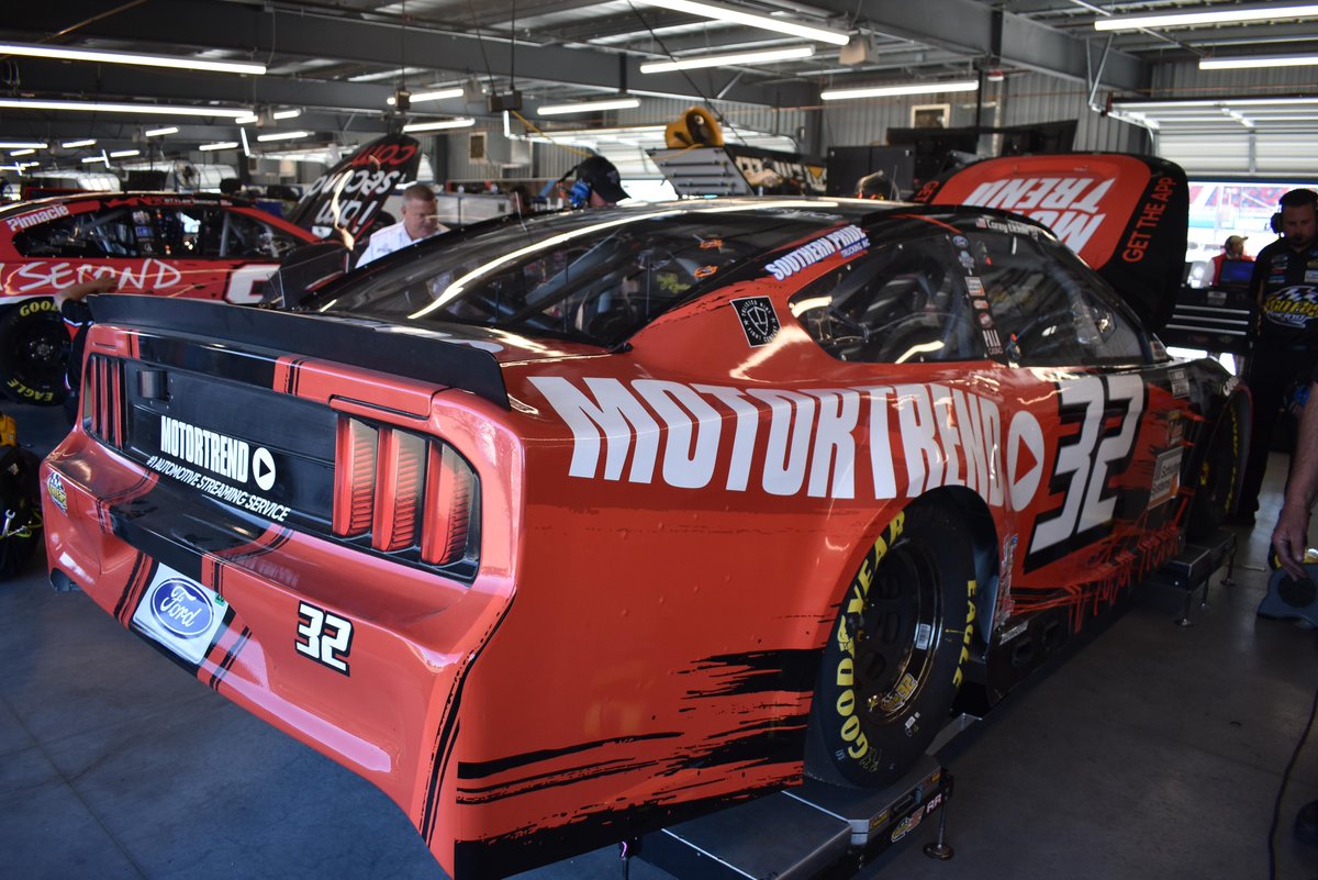 ModMustangs's tweet image. .@GoFasRacing32 driver @CoreyLaJoie drove this special MotorTrend-wrapped #32 race car in the FanShield 500. Before battling it out there, we got a BTS look at his epic journey to race at the Daytona 500 in #NASCARALLIN. Stream it NOW on @MotorTrendApp bit.ly/3eg6pCJ