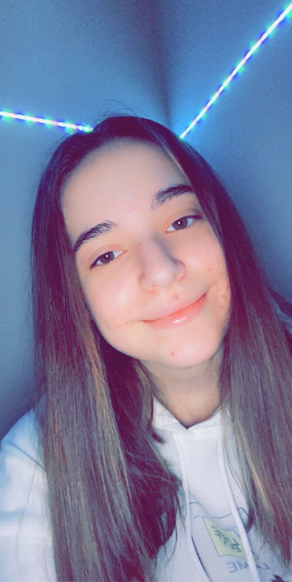 ChoirWHHS's tweet photo. Today, we have Ally Wise!  She is a soprano in Chamber Singers.  Ally is also a member of NHS.  After graduating, she plans to major in English at Texas Wesleyan.  Her favorite choir memories are the bus rides too and from UIL.  She really enjoyed the energy and anticipation. https://t.co/CJmzWkb0Ov