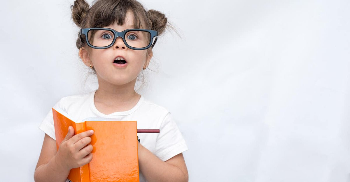 CulturezVous's tweet photo. 🚸 Comment occuper vos boud'chou intelligemment ?

🧒 Découverte de musées, lecture, podcasts, documentaires, DIY…  Voici 🔟 dispositifs ludiques accessibles en ligne pour les enfants :
👉 https://t.co/cMKU6h6I5I

#CultureInQuarantineMW #MuseumWeek #CultureChezSoiMW https://t.co/rLD19uP0i8