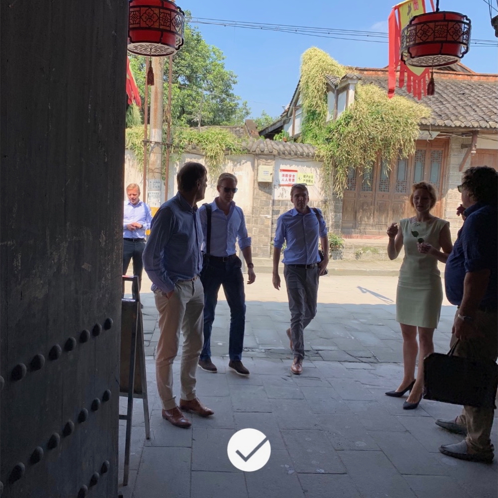 VoyEdge's tweet image. Chengdu, China, September 2019 - with VP Capital and Cairn Real Estate.
On the road from one company meeting to the next, we made a stop in a small community outside of Chengdu for a wonderful meal from the Sichuan cuisine. 

With love, from VoyEdge