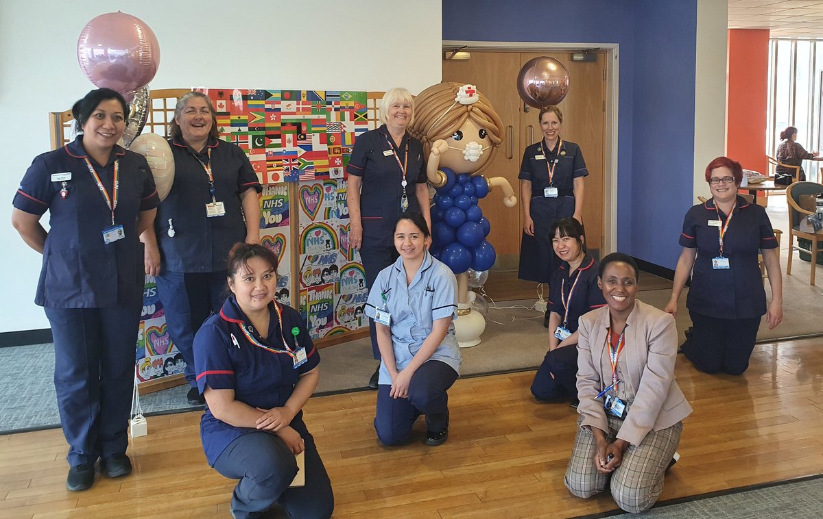 CarinaCruzRN's tweet photo. Research Nurses celebrating International Nurses Day. Happy birthday Florence Nightingale! 
@drnatpat #NIHR70at70 @RachaelCorser @enherts https://t.co/0WtjPWCtD0