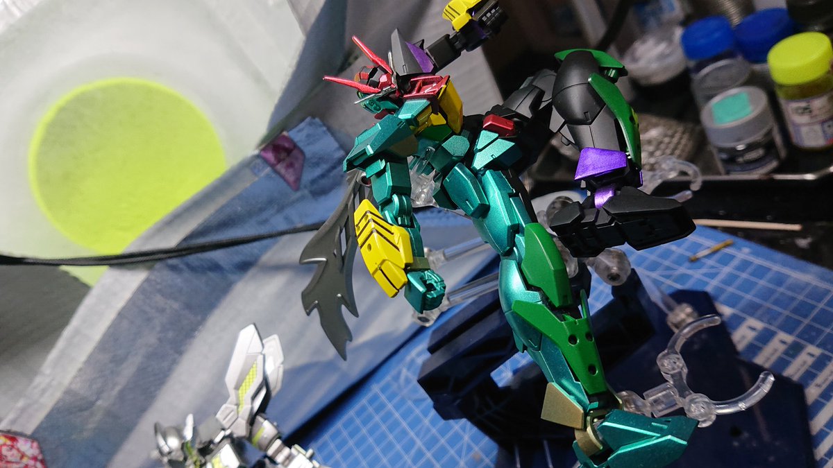 thousand_zero's tweet photo. ライダー塗装ガンダムズ！w

仮面騎士ｫディケイド
ダブルオーズかい！
RX-ゼロワン

#ガンプラの画像貼るとRTされると聞いて 
#仮面ライダー https://t.co/m7zVex3ttG
