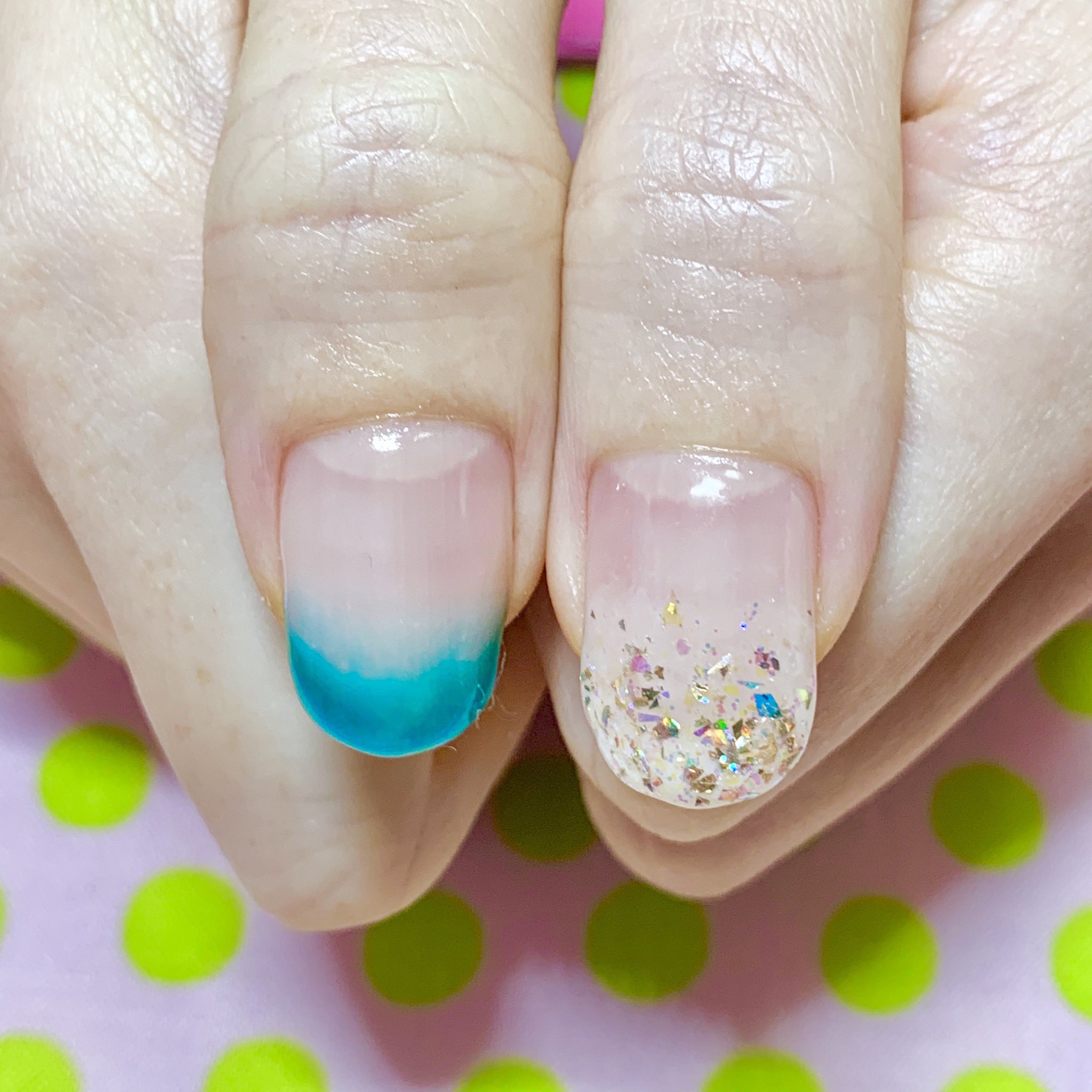 Rubisnoir シトラスネイル そんなタイトル グラデーションとラメ レモンの輪切りと一本だけレモンとライムのパーツ ネイル Nail ジェルネイル フルーツネイル T Co Ad9mxhuymq Twitter