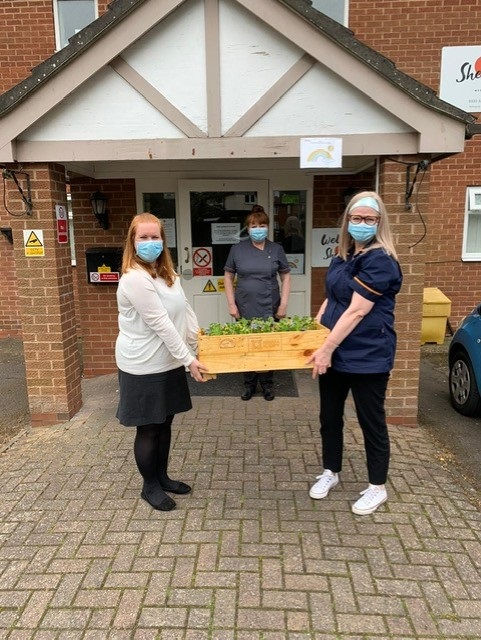 AlvastonMoor's tweet photo. More planters made by children at #KeyWorkerSchool being delivered to local care homes today. Hope the residents enjoy at Shelton Lock @carehome_co_uk https://t.co/C2zuEBZ6Rk