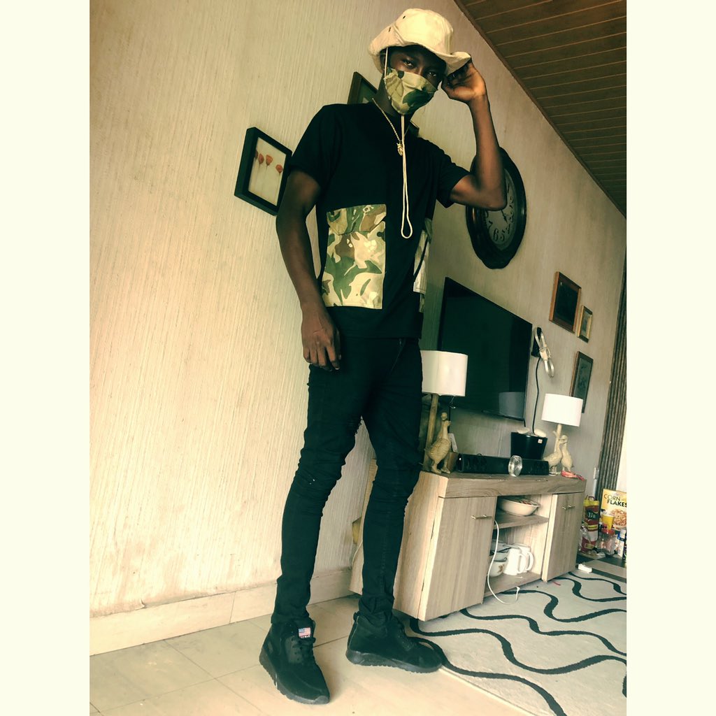kvnns_wissh's tweet photo. Greatness & fuccin more.......... #Staystraped #StaySafe #Tapwear β€οΈπππ¬π https://t.co/SHzEa4y2Yh