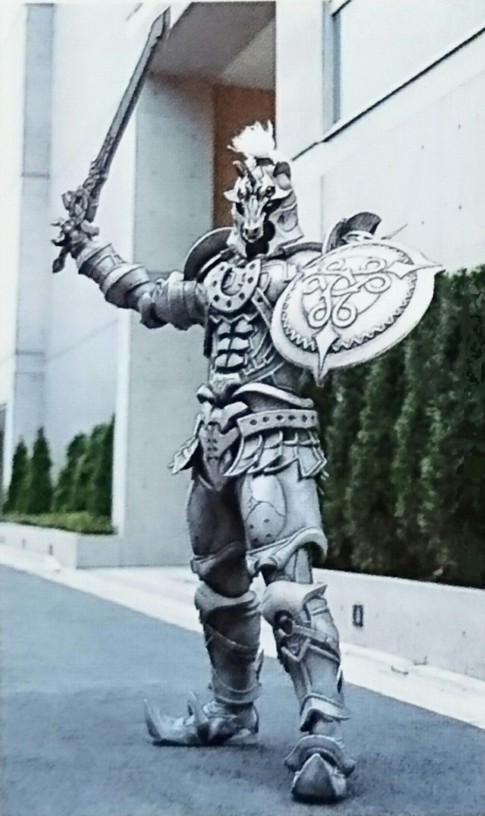 アニス 5月12日は俳優の故 泉政行 氏の誕生日です 泉氏は仮面ライダー555で木場勇治 ホースオルフェノクを熱演され 他にも科捜研の女の乾研究員等真面目で優しいが熱さを秘めた役を始め幅広い役柄を数多く演じられました 若くして鬼籍に入られたのが