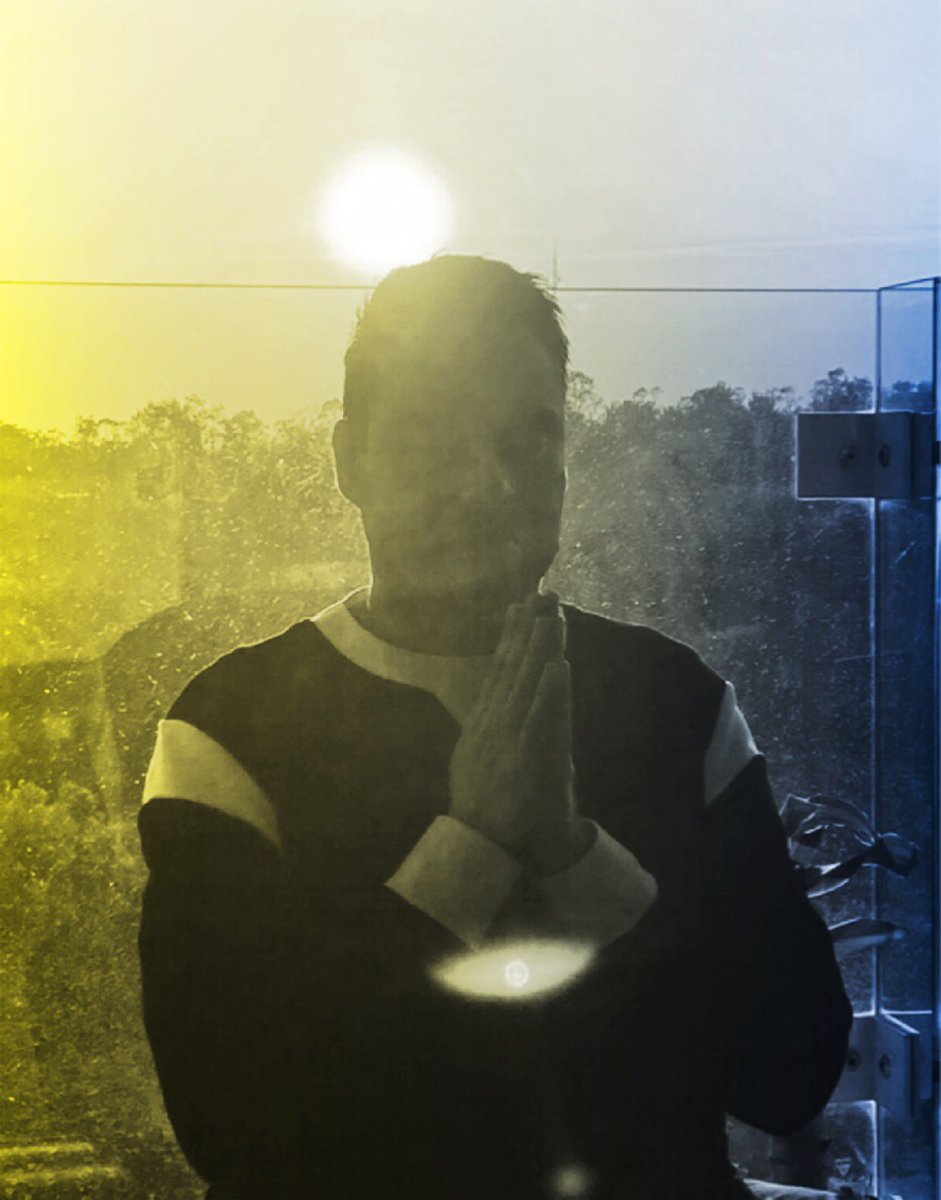 aesquinca's tweet photo. Querido Dios:
Gracias por lo que es y por lo que no es. Por lo que tengo y por lo que no tengo. Por lo que pasó y lo que no pasó.
Si me equivoco, corrígeme.
Si me pierdo, guíame.
Si me quiero rendir, dame fuerza para continuar. 🙏🏻
¡Buen día! 
#EfectoPositivo https://t.co/VBwp2uvzvZ