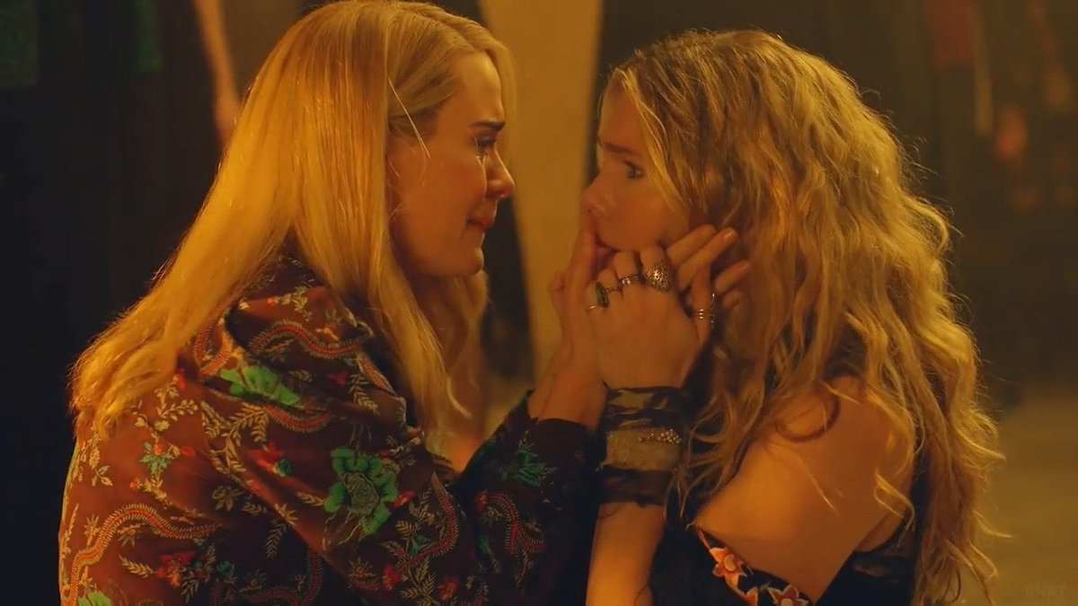baebeale's tweet photo. if i had never watched an episode of ahs and you showed me this picture i would definitely think they were a couple https://t.co/TBqQgOtcTX