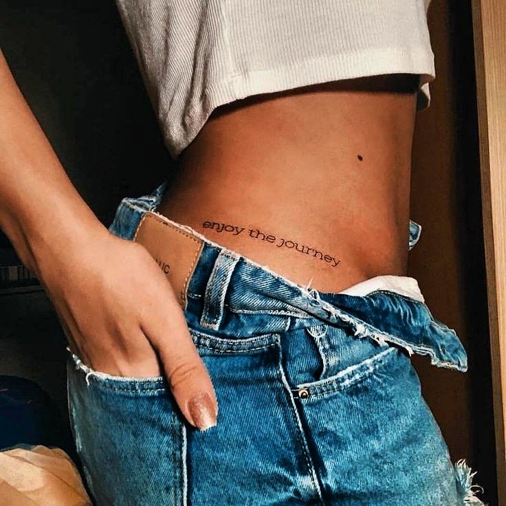 xaosizm's tweet photo. 6."Həyatın mənşəyində duyğular vardır, duyğulanmanın da təməli eşqdir."🖇Tanrı
♥🌹💉💔🥀
#gang #həqiqət #xaosizm #xaos #insan #eşq #şəhvət #ehtiras #təbiiət #afrodita #prometey #yalan #statlar #sözlər https://t.co/yR6SXmogjM
