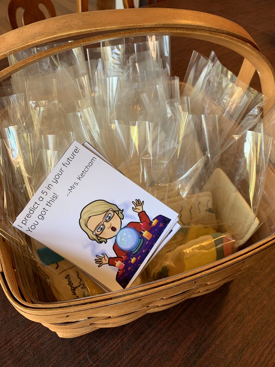 TheMrsKetcham's tweet photo. Ready to start delivering these goodies to my AP Lit kiddos. Thanks @MrsTckr for your incredible baking skills! #WeAreEC #APLit #GetThat5 #SDLearningtoLead https://t.co/jM33QPL6Oe