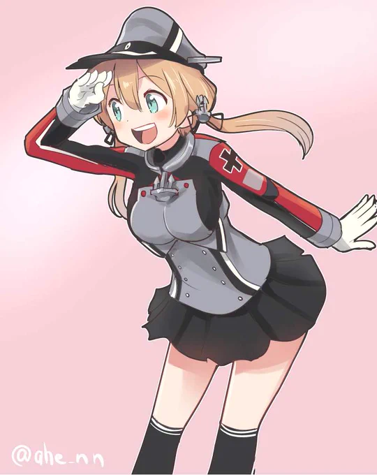 何かを見ているオイゲンさん 
