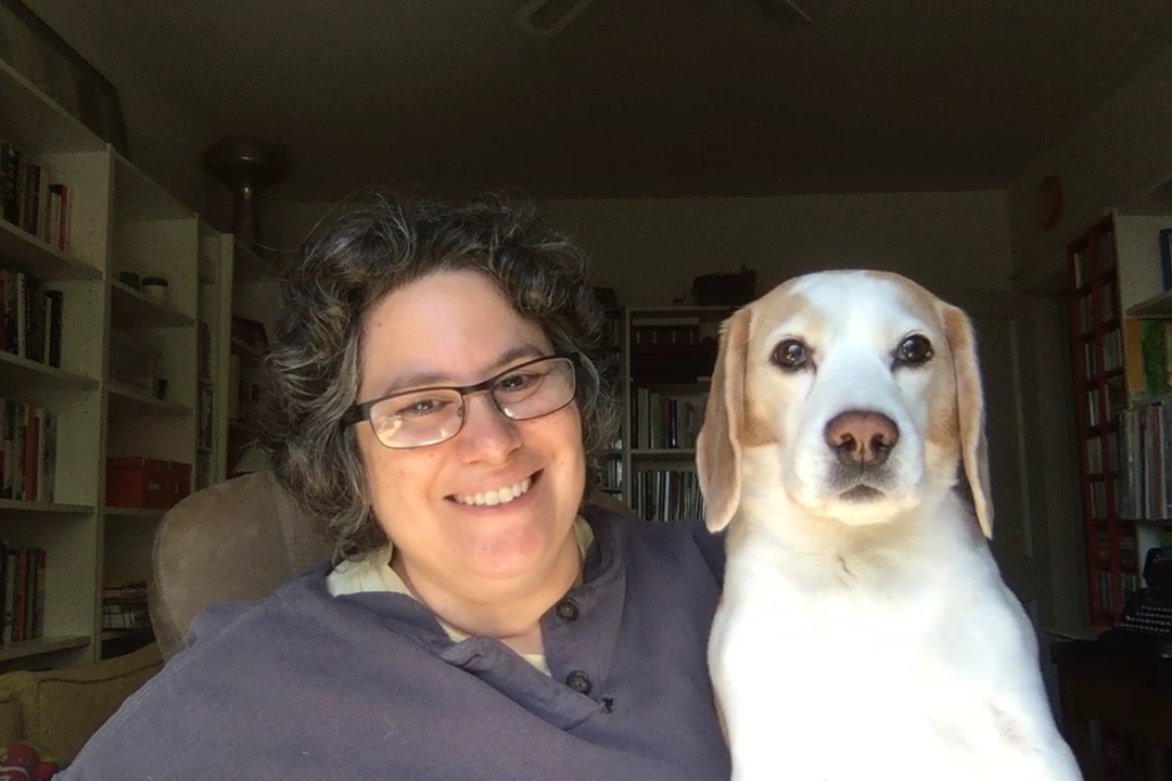 harrietschwartz's tweet photo. #TobytheBeagleTA definitely wants in on Connected Teaching - The Five Minute Boost. Stay tuned @GeekyPedagogy. #ProfDogs #beagle #TeachersPet #OnlinePivot #HigherEd #TriageTeaching2020 #Tenure4Toby #DogsatHome #DogsofInstagram #StayConnected
#ConnectedTeaching https://t.co/QGs4qElLHZ