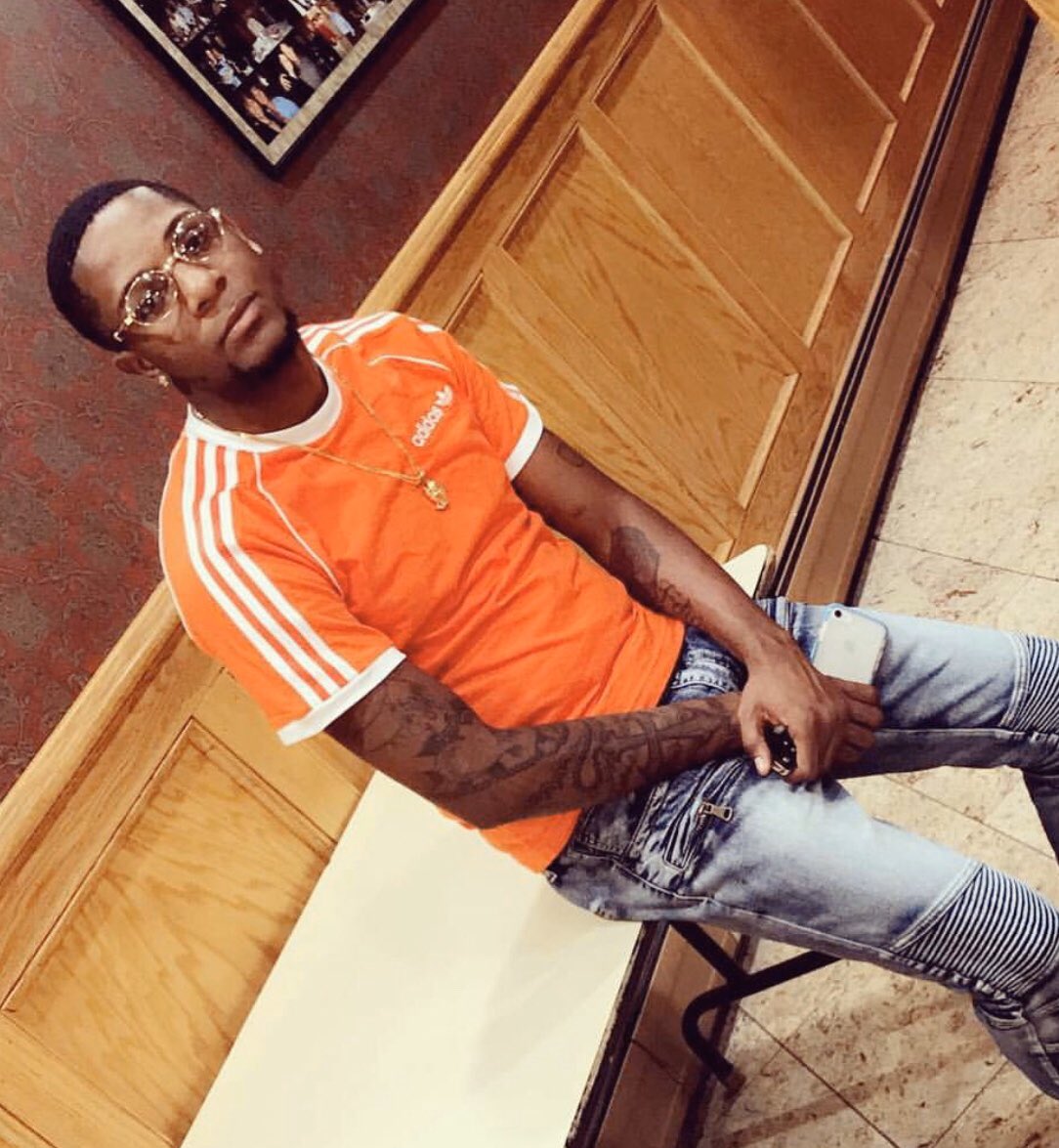 Monifax's tweet photo. Happy birthday to my big brother free him ❤️😔 #freed2 #bighomie #realniggasneverfold https://t.co/QsVuLPPSHZ