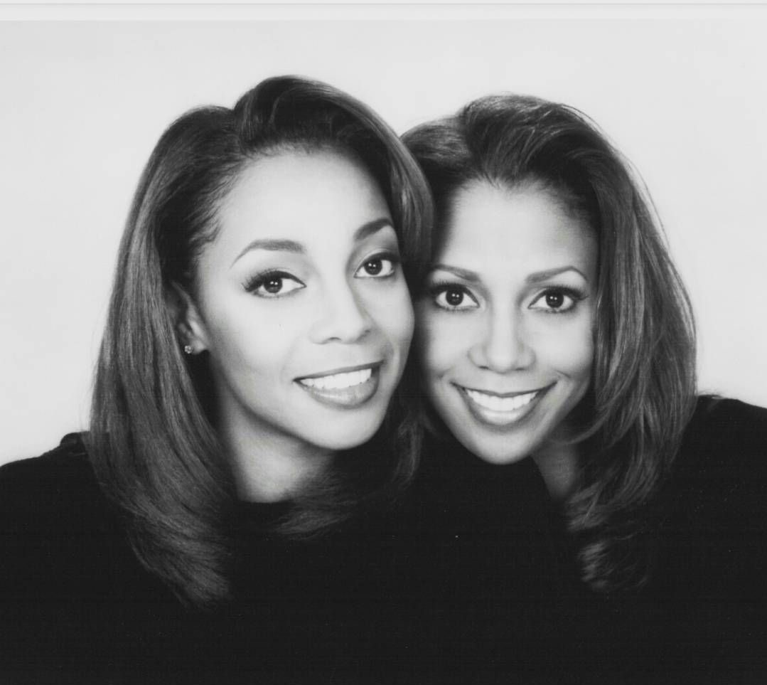 It's crazy to me that Holly Robinson Peete and Terry Ellis look so much alike but aren't related in any way.