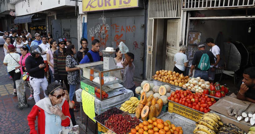 FMI: “Década de retroceso gigantesco” en Venezuela, por <a href="/JorgeAgobian/">Jorge Agobian</a> dlvr.it/RWVPch