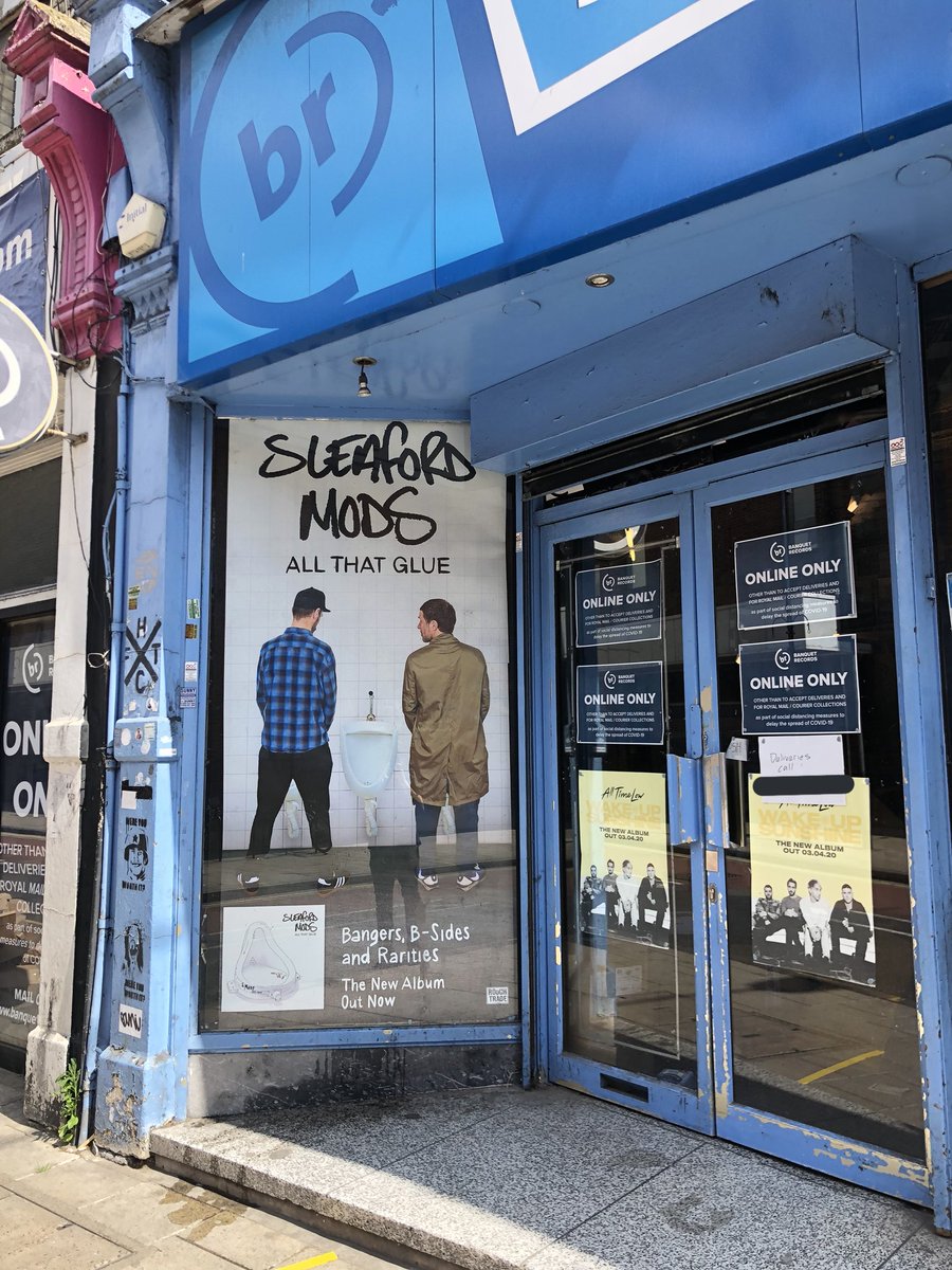 BanquetRecords's tweet photo. BETTER TO BE PISSED OFF THAN PISSED ON

this Sleaford Mods poster is too realistic. indies-only white vinyl of b-sides, fans’ faves, odds and sods is on its way now. https://t.co/g15t4IaCvA https://t.co/D4Bt2A2S2k
