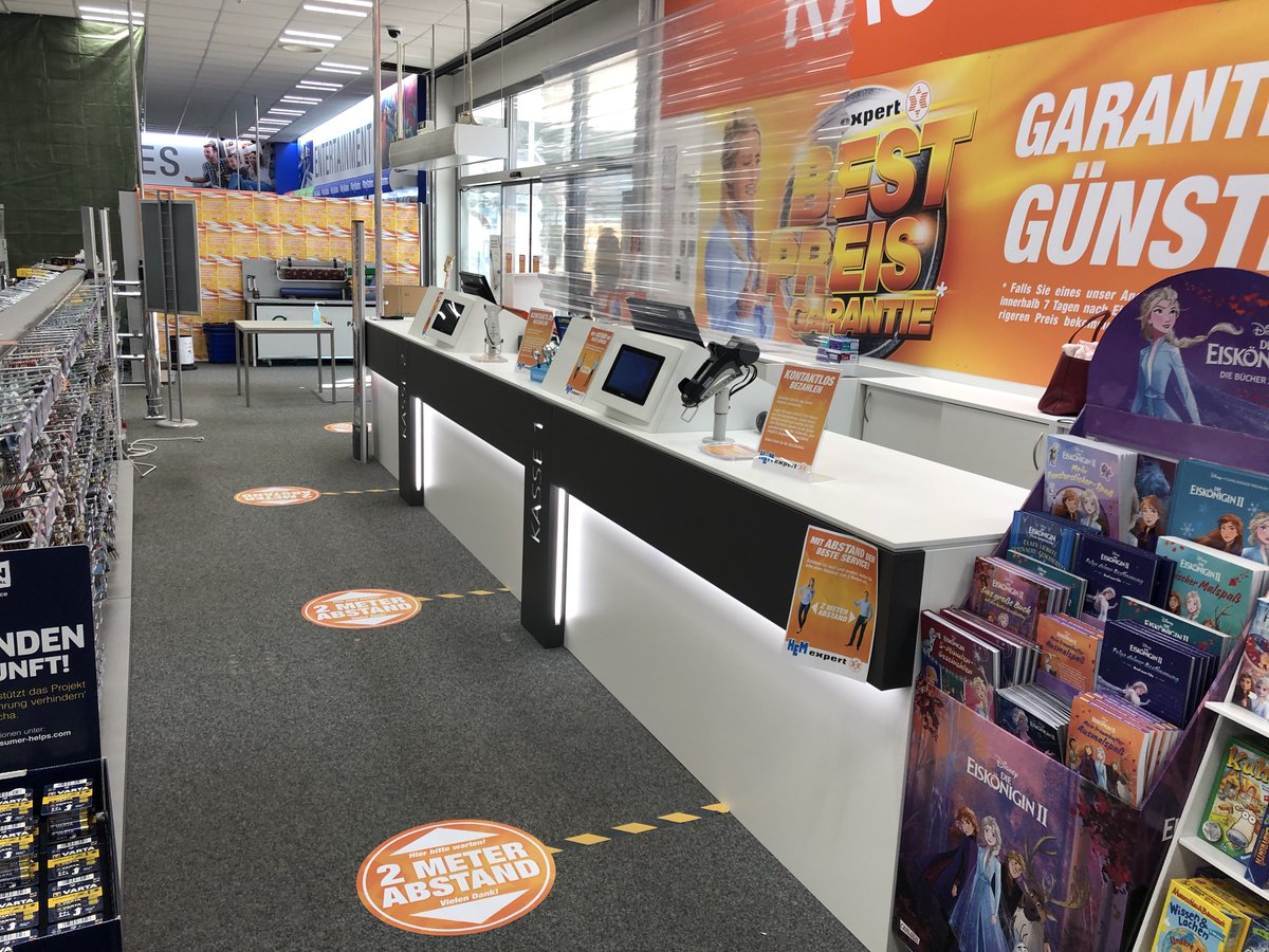 Die #expert-Zentrale beendet die Kurzarbeit und fährt den Betrieb infolge der vollständigen Standortöffnungen hoch.
In den Bundesländern, in denen es die Landesverordnung erlaubt, eröffnen die expert-Fachmärkte bereits die gesamte Verkaufsfläche. Mehr dazu bit.ly/2WNmO9z