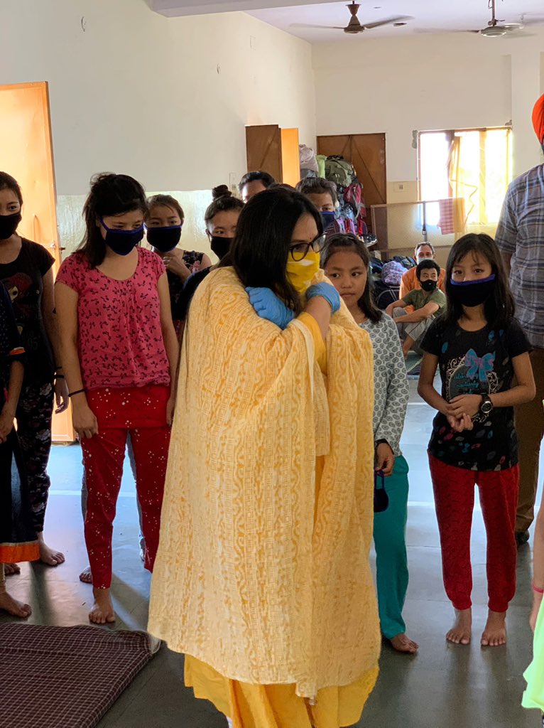 This is how a hug with #PhysicalDistancing looks like! 💛

This is 8 year old Nandani from Nagaland. Stay safe, little one &amp; very soon you ll be reunited with your parents.
