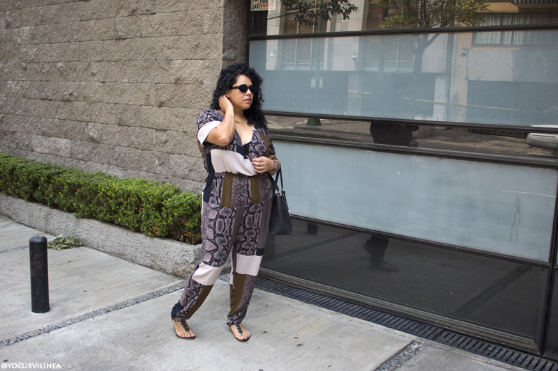 arhemolina's tweet photo. Ese blazer guardado en tu closet necesita renovarse ¡sácale provecho a esas prendas difíciles! Aquí te digo como hacerlo #Looks #estilocurvy #prendasestampadas #arhemolina #curvyblog #yocurvilinea #yocurvilinea #ArheMolina https://t.co/G3XESG2y9Q https://t.co/HzwyXufc97