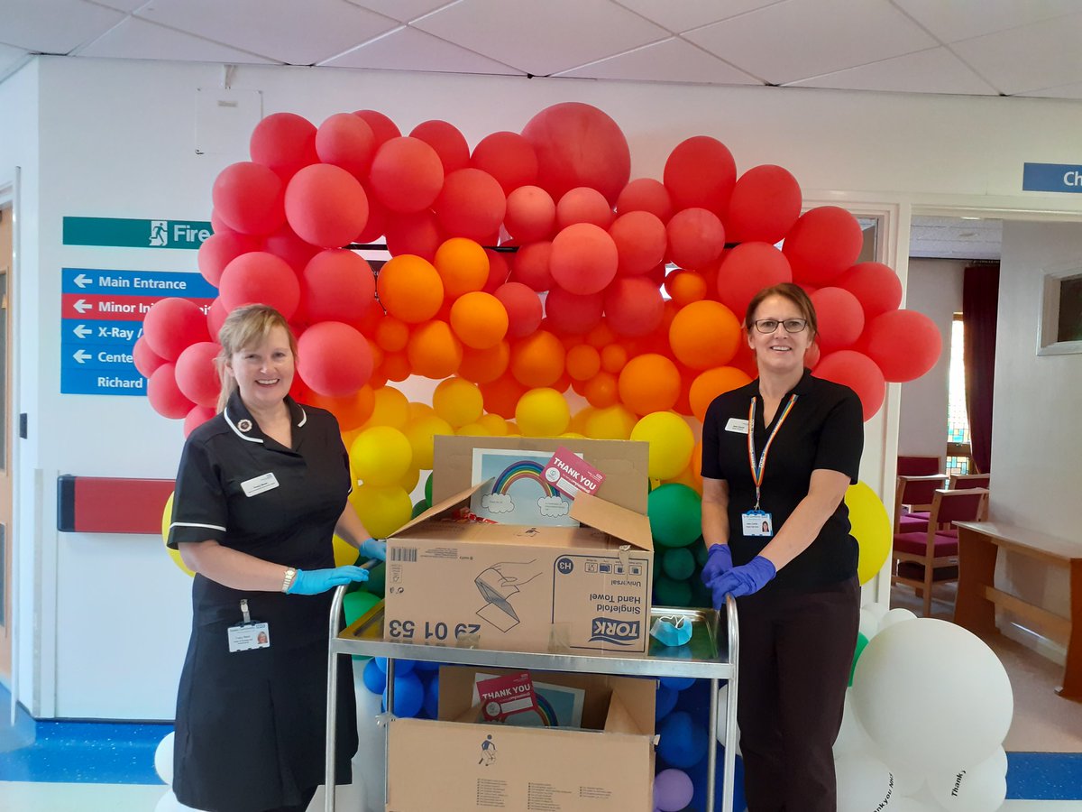 Happy #Nurses2020 to Bognor Hospital - delivering thank you boxes to staff on this special day !