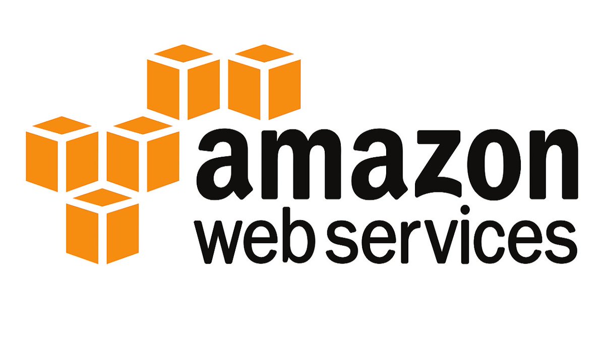 eSoft_it's tweet photo. Utilizziamo da anni #AmazonWebServices per i #servizicloud e da oggi la Regione #AWS, cioè il luogo fisico dove si clusterizzano i data center, non è più solo in Europa, ma ne è arrivata una in Italia, a Milano. https://t.co/R64ZtxR1gC