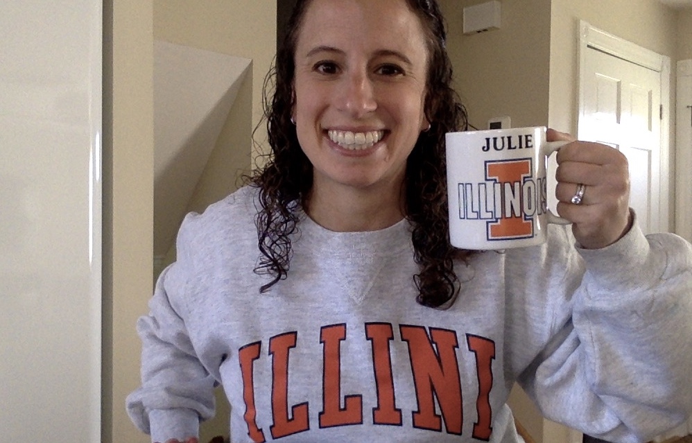 I-L-L...I-N-I! Go Illini Go! #d75learns #collegeprideday