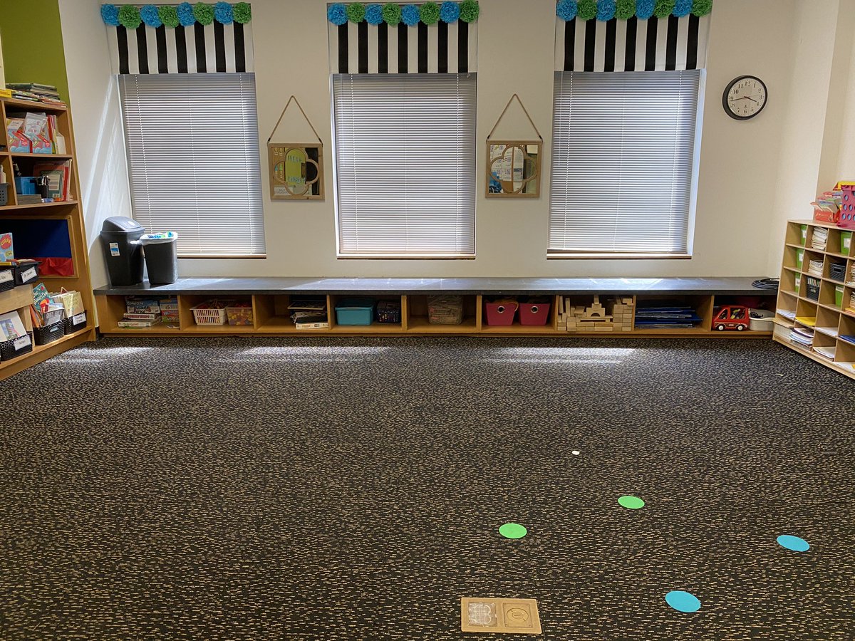 MrsBKinder7's tweet photo. I knew it would be hard going to school after nearly 2 months away. Seeing my calendar stuck on March 12 was gut-wrenching and heartbreaking. The silver lining is feeling grateful to have a job I miss so much. See you all soon! 🤞 #SJESDallas #SJESTogether https://t.co/OG2ZuxFZso